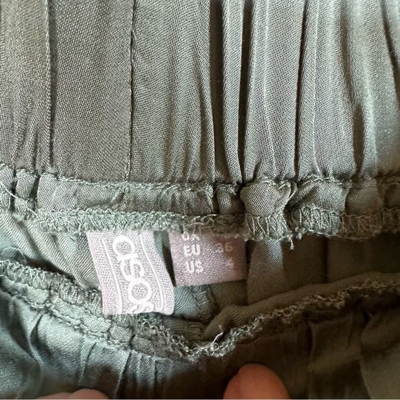 ASOS women’s pants size 4 green capris - Picture 3 of 8